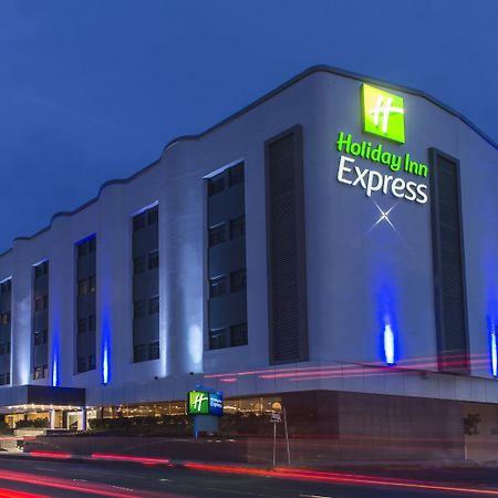 Holiday Inn Express Mexico- Toreo By Ihg Exterior foto